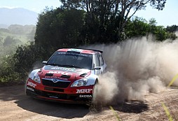 Team ŠKODA MRF leads at halftime of Rally New Caledonia