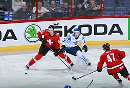 ŠKODA Octavia Combi debut at the 77th IIHF Ice Hockey World Championship 