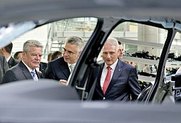 ŠKODA hosts Presidents Miloš Zeman and Joachim Gauck 